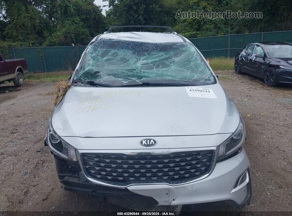 KNDMB5C19L6591623 2020 KIA SEDONA Silver Вид спереду