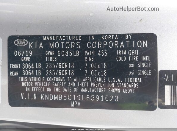 KNDMB5C19L6591623 2020 KIA SEDONA Silver Вид підкапотного простору