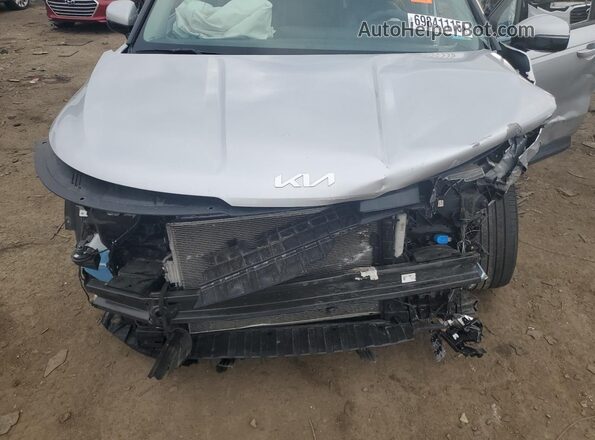 KNDNB4H36P6255362 2023 KIA CARNIVAL Silver 