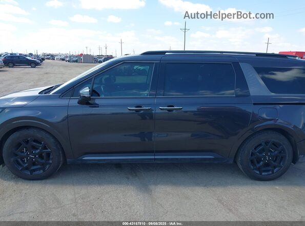 KNDNE5K36S6458296 2025 KIA CARNIVAL MPV Gray Սալոնի հետևի տեսք