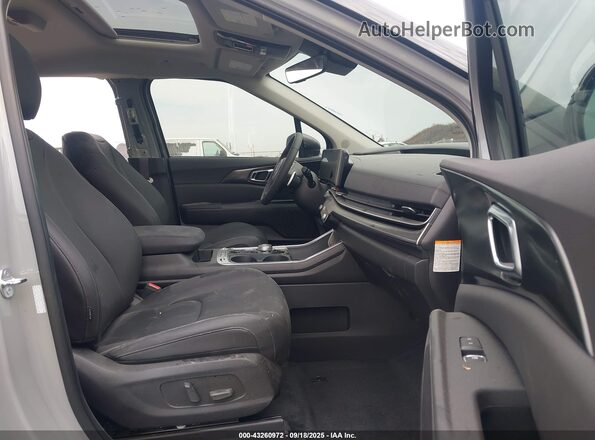 KNDNE5KA5S6079160 2025 KIA CARNIVAL MPV HYBRID Gray Front interior view