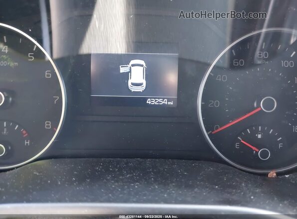 KNDP63AC0M7849792 2021 KIA SPORTAGE White უკანა სავარძლების ხედი