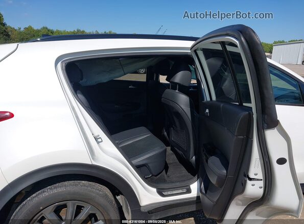 KNDP6CAC4M7936045 2021 KIA SPORTAGE White Вид наклейки з VIN-кодом