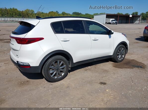 KNDP6CAC4M7936045 2021 KIA SPORTAGE White Задня права чверть