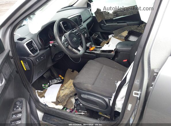 KNDPM3AC0L7636409 2020 KIA SPORTAGE Silver Front interior view