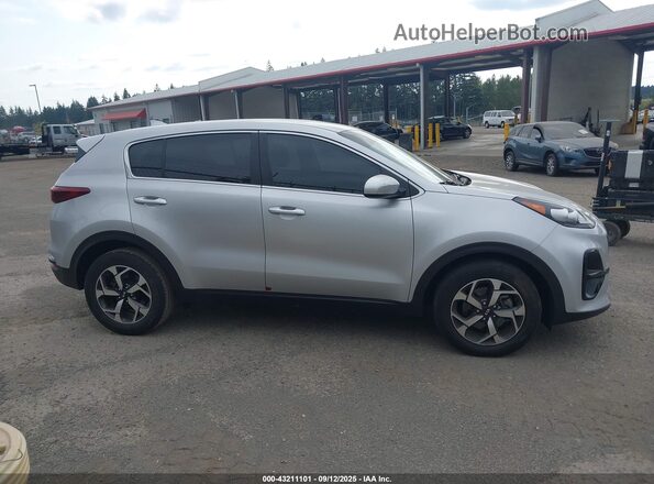 KNDPM3AC0M7911634 2021 KIA SPORTAGE Silver Вид задньої частини салону