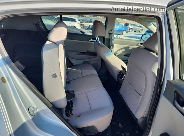 KNDPM3ACXJ7420595 2018 KIA SPORTAGE Серебряный 