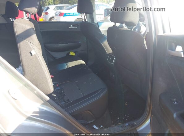 KNDPMCAC4J7348213 2018 KIA SPORTAGE Серый 