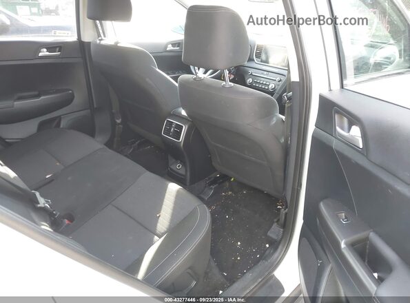 KNDPMCAC6L7650086 2020 KIA SPORTAGE White VIN կոդի պիտակի տեսք