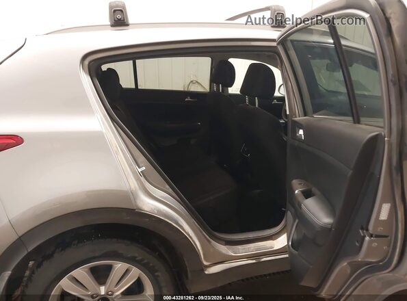 KNDPMCAC9K7612687 2019 KIA SPORTAGE Gray Вид наклейки з VIN-кодом