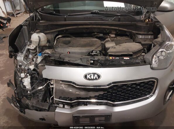 KNDPMCAC9K7612687 2019 KIA SPORTAGE Gray Вид ззаду