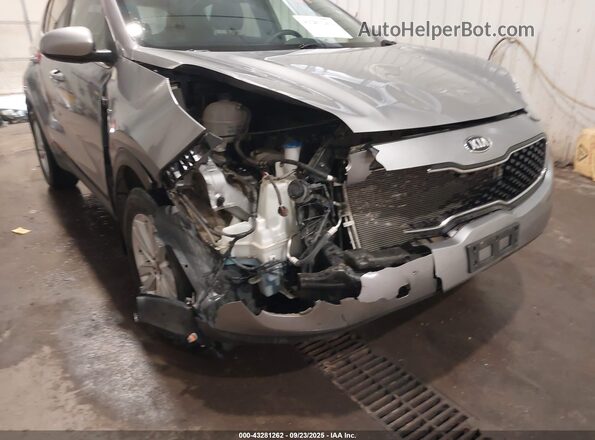 KNDPMCAC9K7612687 2019 KIA SPORTAGE Gray Вид спереду