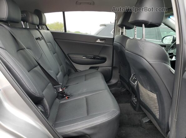 KNDPN3AC5L7722344 2020 KIA SPORTAGE Silver უკანა სალონის ხედი