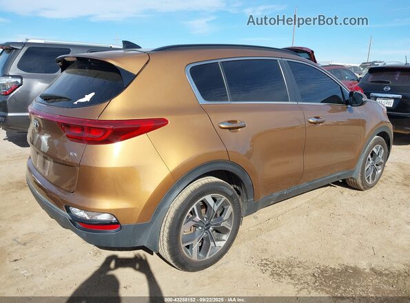 KNDPN3AC7L7637831 2020 KIA SPORTAGE Brown Trasero derecho