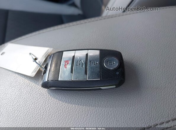 KNDPN3AC8K7567271 2019 KIA SPORTAGE White Առջևի վահանակի տեսք
