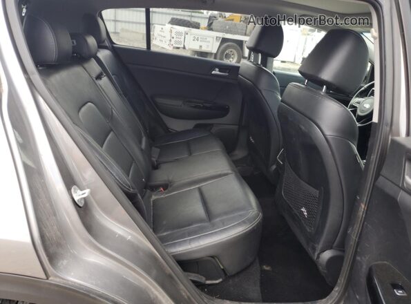 KNDPNCAC0J7431554 2018 KIA SPORTAGE Серый 