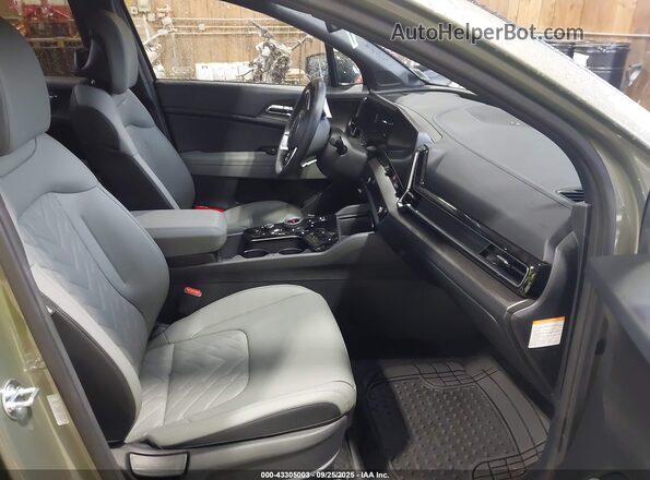 KNDPYDDH0S7247110 2025 KIA SPORTAGE PLUG-IN HYBRID Green Vista interior delantera