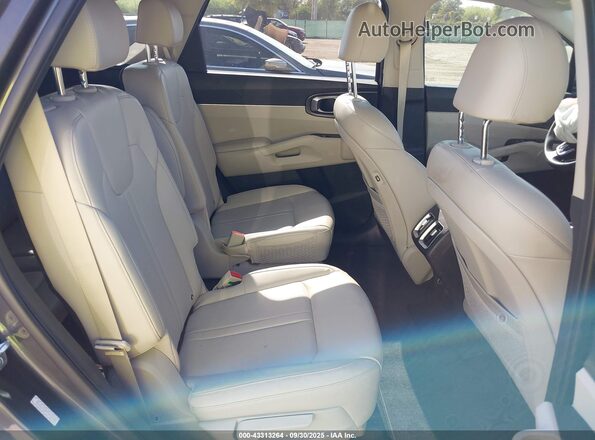 KNDRH4LG0P5198740 2023 KIA SORENTO HYBRID Gray VIN კოდის სტიკერის ხედი