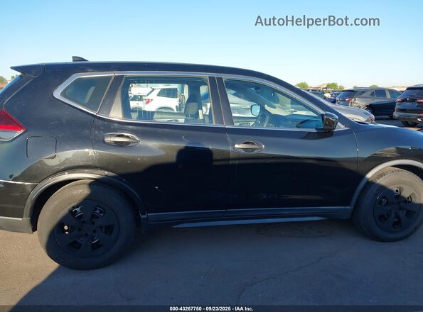 KNMAT2MT2LP537766 2020 NISSAN ROGUE Black Rear interior view