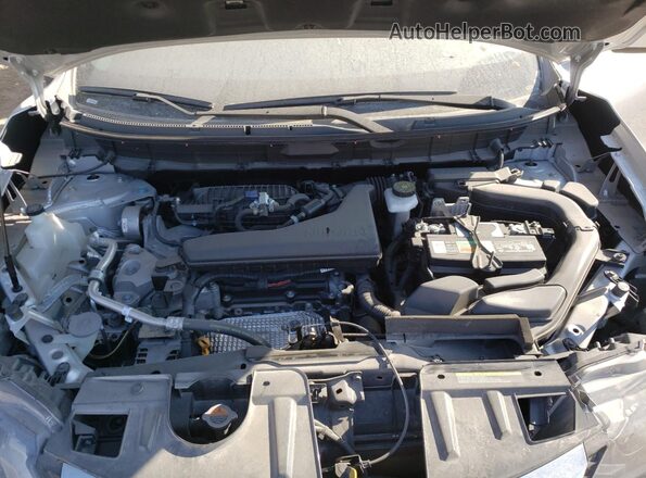 KNMAT2MT8LP526657 2020 NISSAN ROGUE Silver Շարժիչի բաժամունքի տեսք