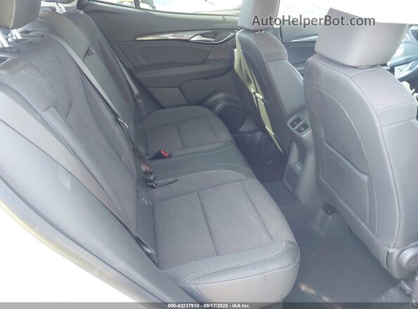 LRBAZLR41ND136721 2022 BUICK ENVISION White Вид наклейки з VIN-кодом