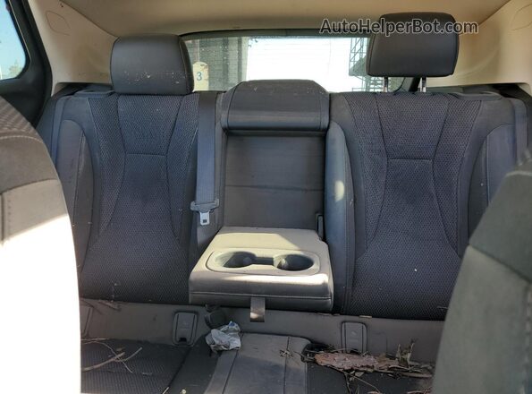 LRBAZLR45PD072346 2023 BUICK ENVISION Red Rear seats view