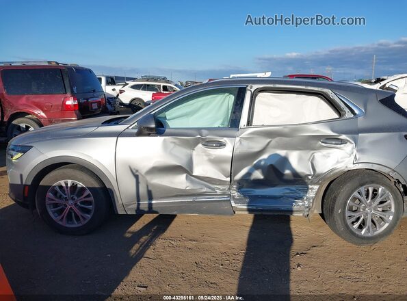 LRBAZLR45PD077305 2023 BUICK ENVISION Серебряный 