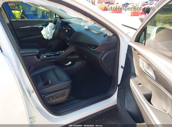 LRBFZNR46MD075298 2021 BUICK ENVISION White Vista interior delantera