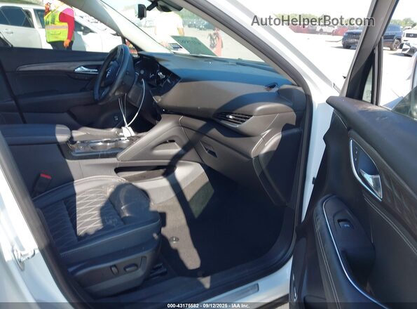 LRBFZRR4XPD067264 2023 BUICK ENVISION White Vista interior delantera