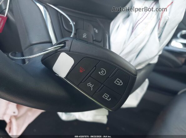 LRBFZSR47PD172190 2023 BUICK ENVISION Черный Вид панели приборов