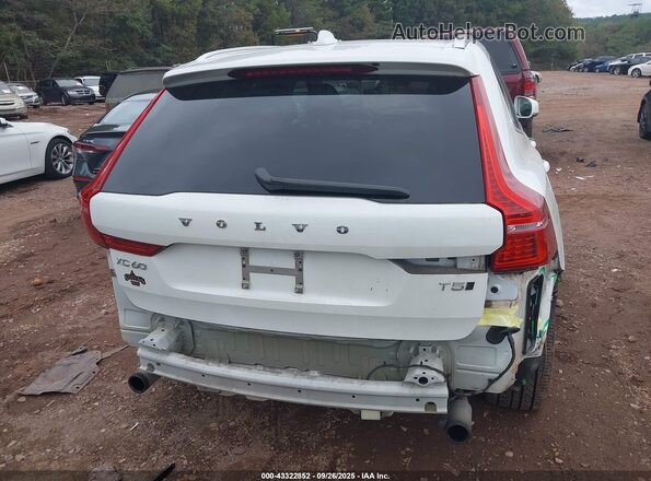 LYV102RKXJB102267 2018 VOLVO XC60 Белый 