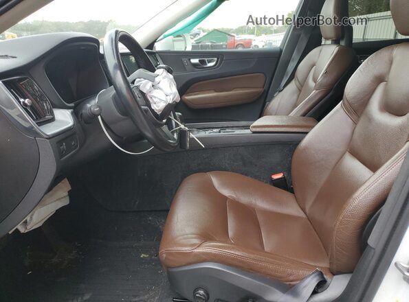 LYVA22RK2JB096569 2018 VOLVO XC60 White 