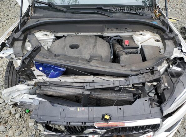 LYVA22RK2JB096569 2018 VOLVO XC60 White 
