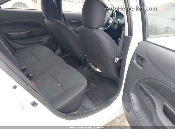 ML32F3FJ1JHF00492 2018 MITSUBISHI MIRAGE G4 White VIN sticker view