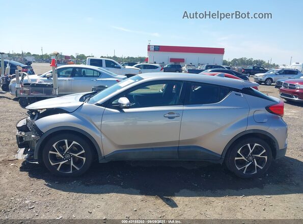 NMTKHMBX2JR027040 2018 TOYOTA LE Silver 