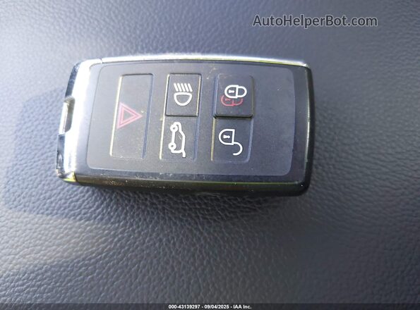 SADCJ2EX7MA668331 2021 JAGUAR F-PACE Белый Вид панели приборов