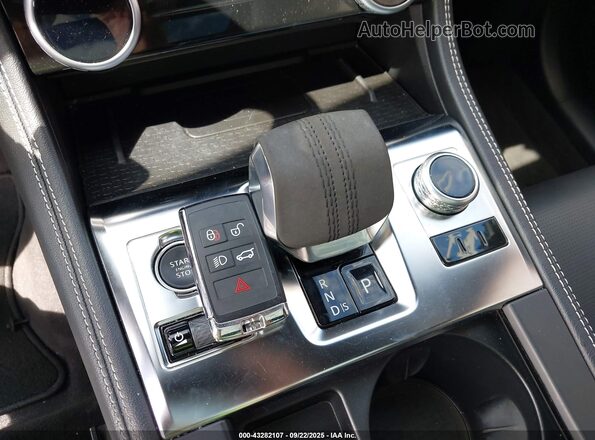 SADCT2EX9RA736663 2024 JAGUAR F-PACE Gray Widok deski rozdzielczej