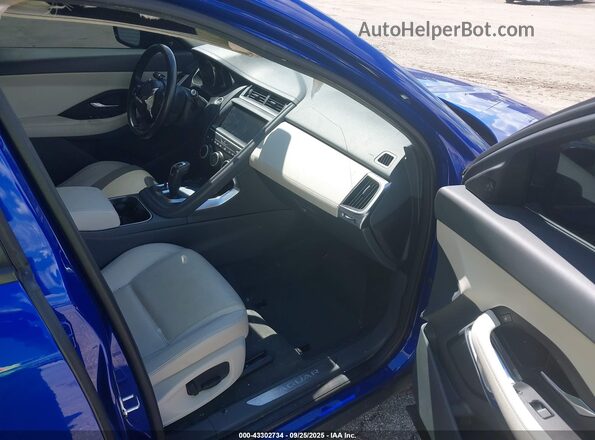 SADFK2FX8L1001906 2020 JAGUAR E-PACE Синий Вид салона спереди