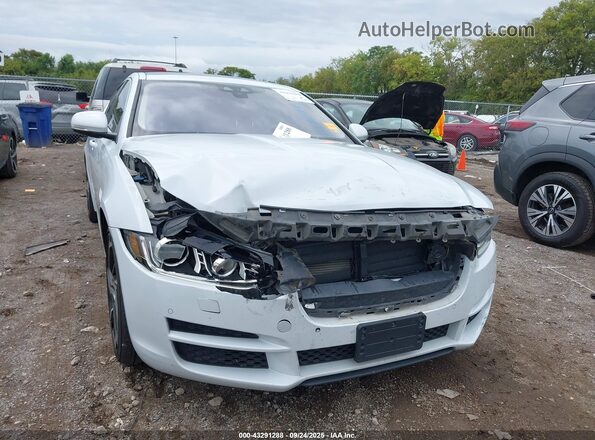 SAJAH4EV4JCP17110 2018 JAGUAR XF Белый Вид спереди