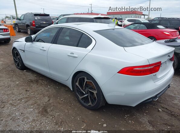 SAJAH4EV4JCP17110 2018 JAGUAR XF Белый 