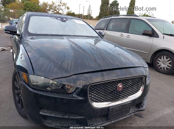 SAJAR4FX6KCP49586 2019 JAGUAR XF Black Widok wnętrza z tyłu