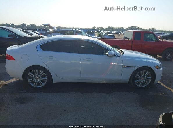 SAJAR4FX6KCP52634 2019 JAGUAR XF Белый Вид задней части салона