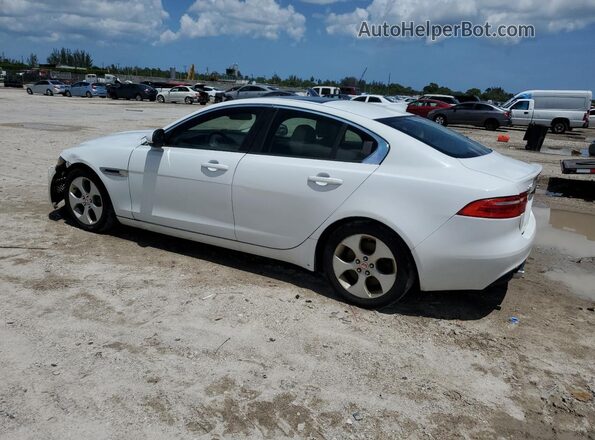SAJAR4FX8JCP27863 2018 JAGUAR XF White 