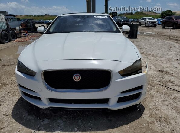 SAJAR4FX8JCP27863 2018 JAGUAR XF White 
