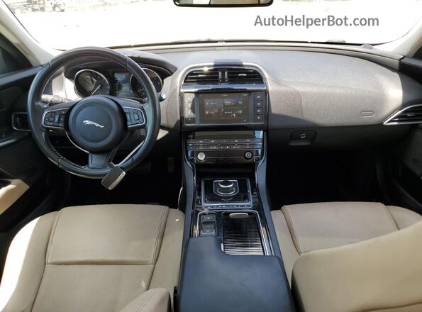 SAJAR4FX8JCP27863 2018 JAGUAR XF White 