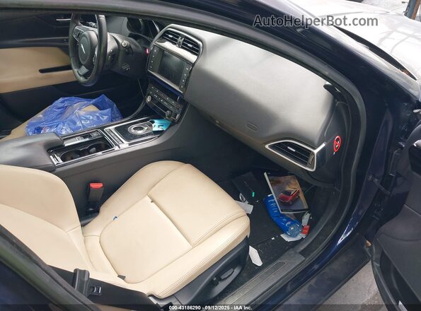 SAJAR4FXXJCP32269 2018 JAGUAR XF Синий 
