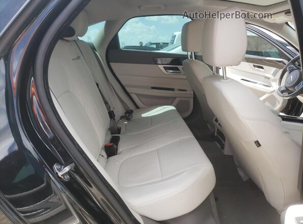 SAJBD4FX4JCY56590 2018 JAGUAR XF Black 