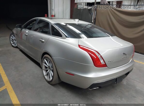SAJWA2G73G8V95087 2016 JAGUAR XJ Beige 