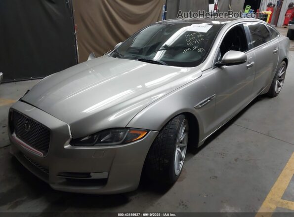 SAJWA2G73G8V95087 2016 JAGUAR XJ Beige 
