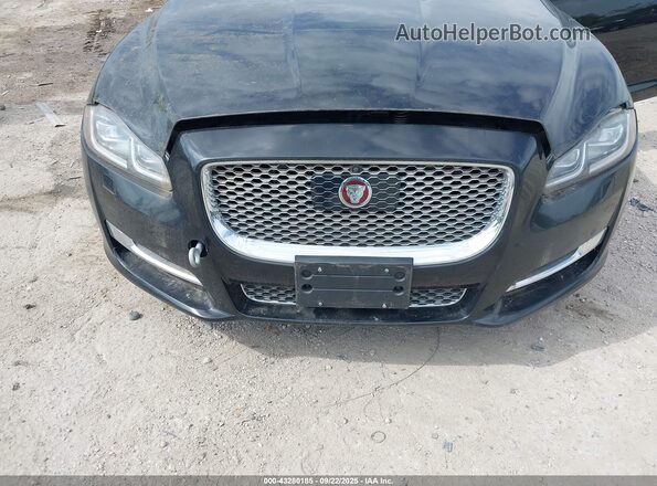 SAJWJ2GD4H8W04869 2017 JAGUAR XJ Black წინა ხედი